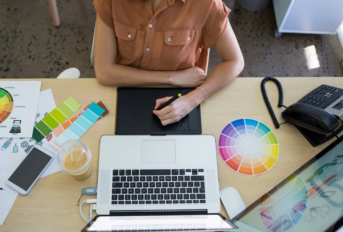 website design laptop