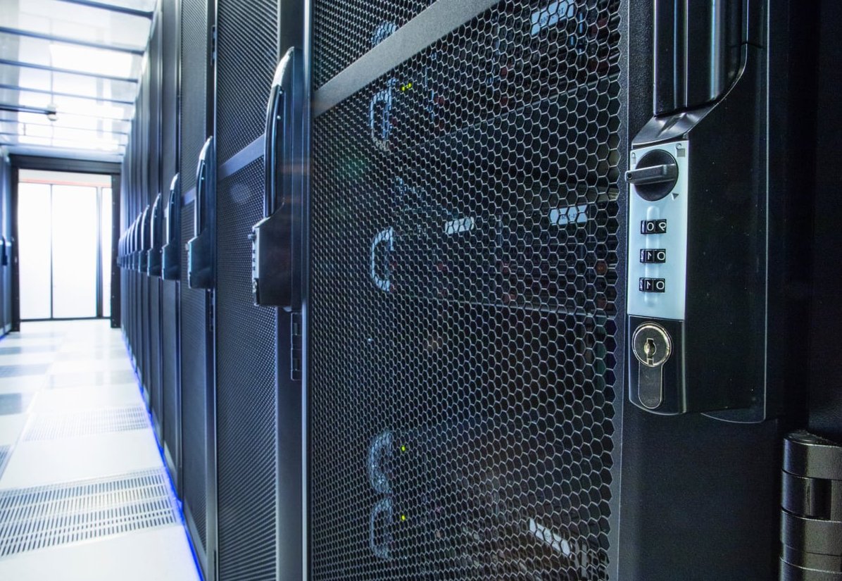 server data storage